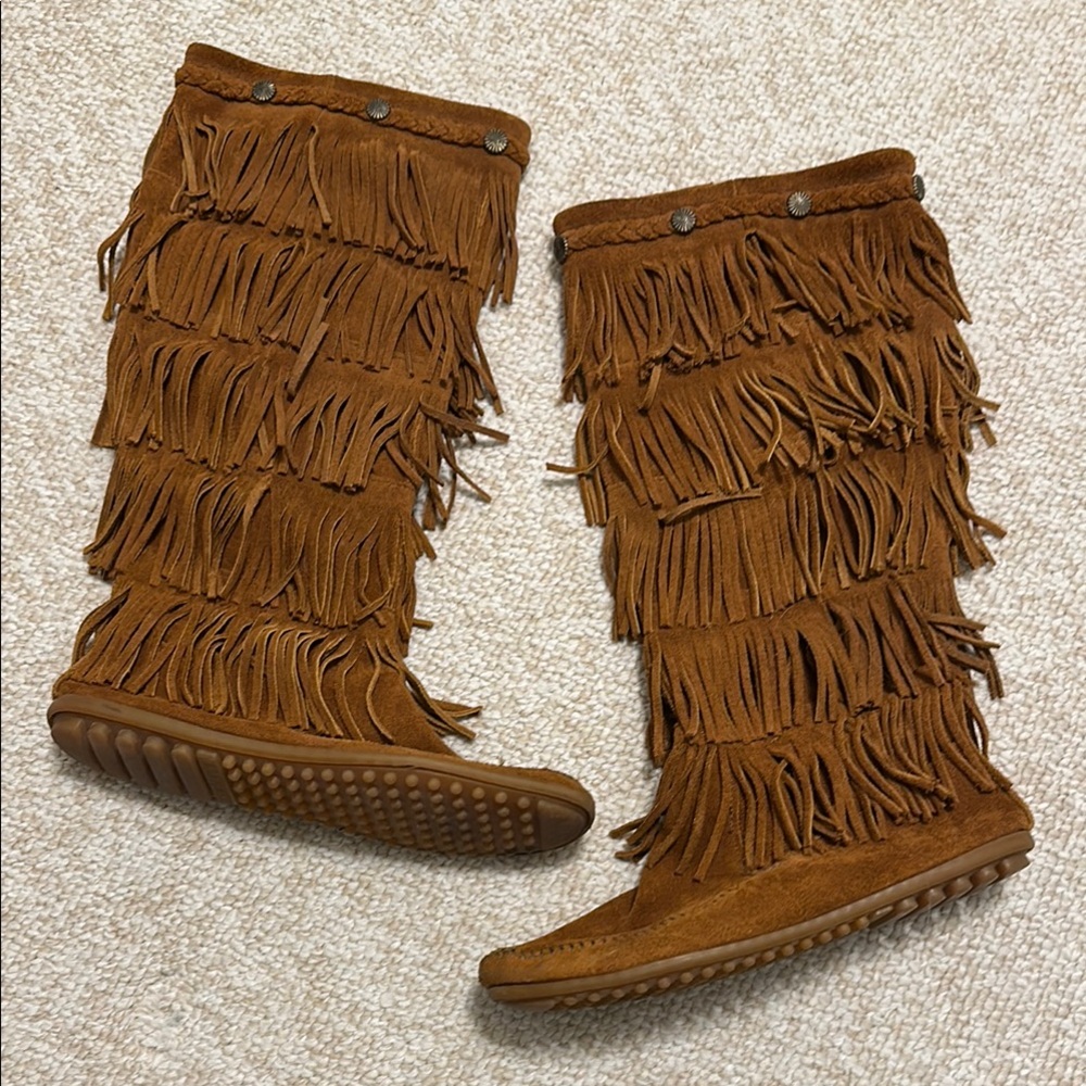 Minnetonka Brown 5 Layer Fringe Suede Boots